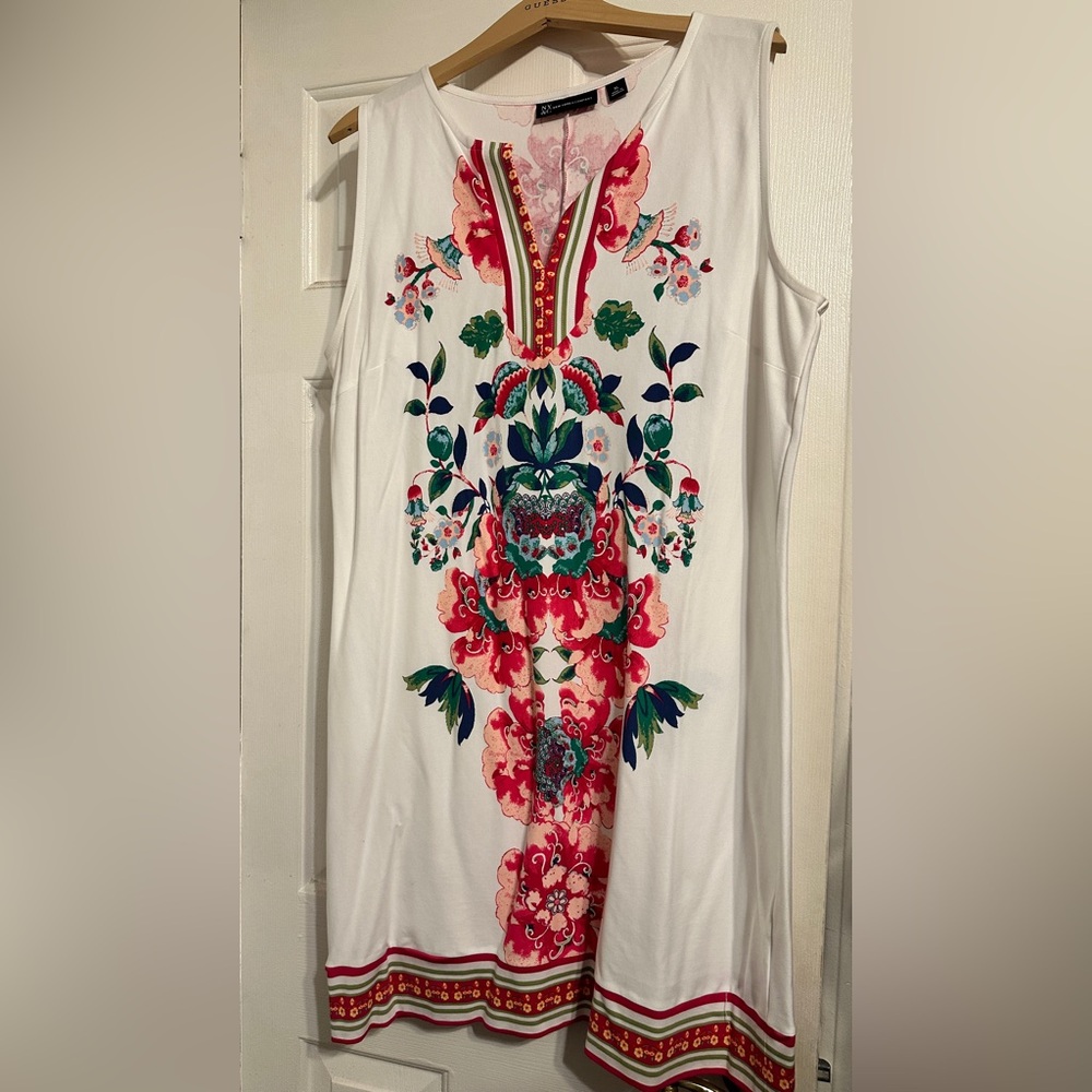 New York & Company Red and Green Floral Dress